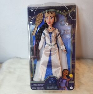 The Disney Wish Queen Amaya of Rosas Doll